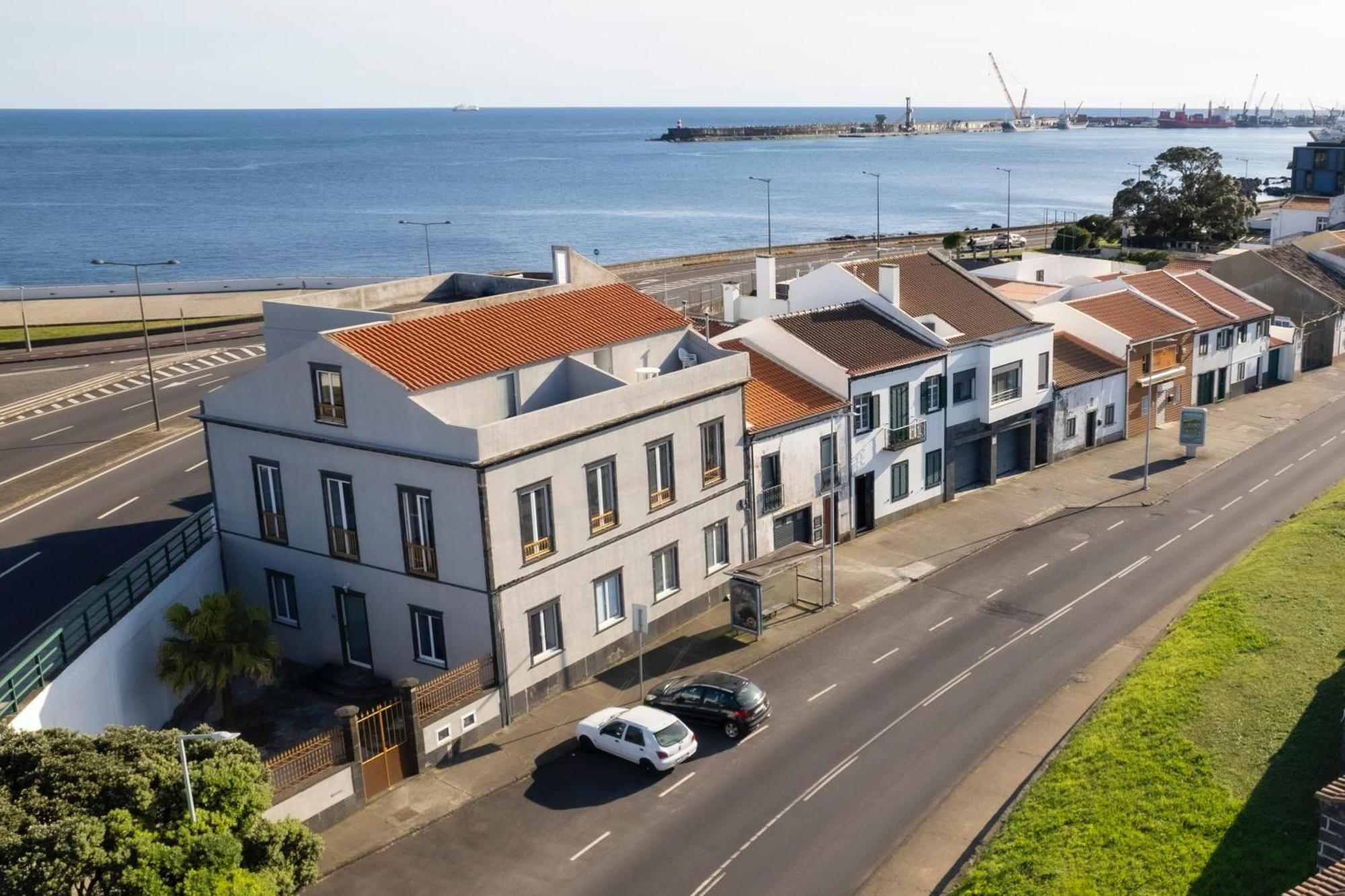 蓬塔德尔加达 Seaside House酒店 外观 照片